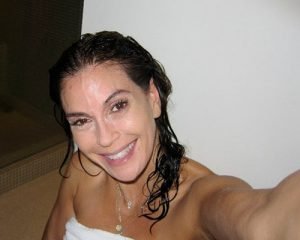 teri-hatcher-081010-1 teri-hatcher-081010-1