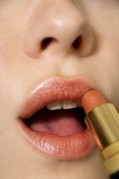bigger-fuller-lips bigger-fuller-lips