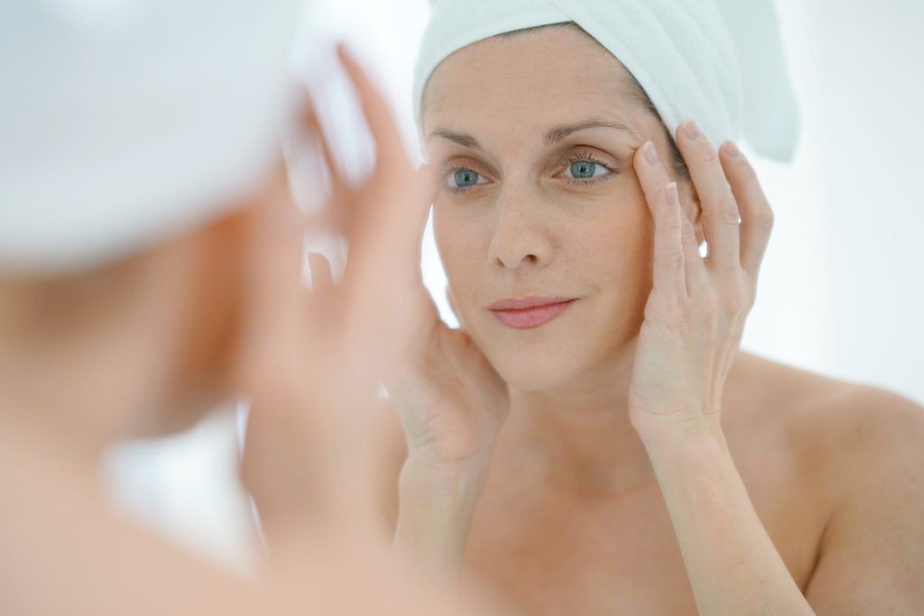 how to fix droopy eyelids without surgery